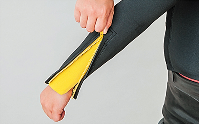 手首ファスナー：キッズのみ | BREAKER OUT WETSUITS ブレーカーアウト ウエットスーツ